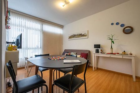 Apartamento à venda com 71m², 2 quartos e sem vagaSala