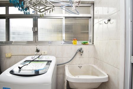 Apartamento à venda com 71m², 2 quartos e sem vaga Apartamento à venda com 71m², 2 quartos e sem vagaÁrea de serviço