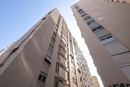 Apartamento à venda com 71m², 2 quartos e sem vagaFachada