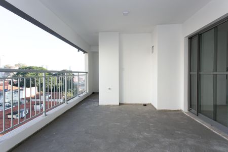 Apartamento à venda com 122m², 3 quartos e 2 vagasVaranda