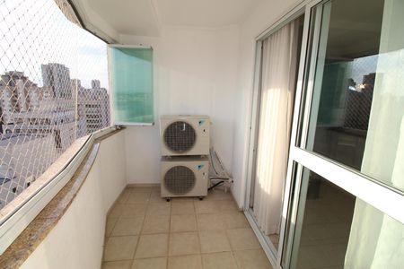 Apartamento para alugar com 67m², 1 quarto e 1 vagavaranda