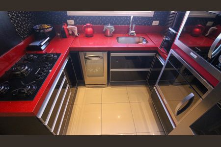 Apartamento para alugar com 107m², 2 quartos e 3 vagas Apartamento para alugar com 107m², 2 quartos e 3 vagasCozinha