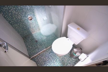 Apartamento para alugar com 107m², 2 quartos e 3 vagas Apartamento para alugar com 107m², 2 quartos e 3 vagasBanheiro da Suíte 1