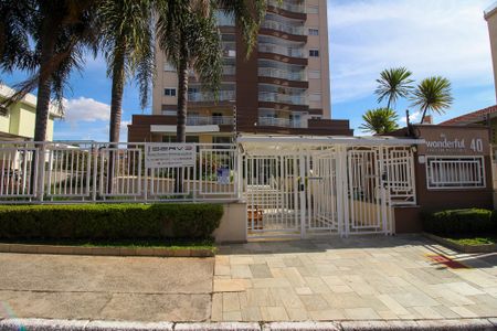 Apartamento para alugar com 107m², 2 quartos e 3 vagas Apartamento para alugar com 107m², 2 quartos e 3 vagasFachada