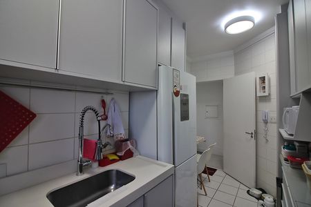 Apartamento à venda com 85m², 3 quartos e 2 vagasCozinha