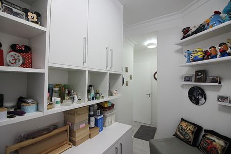 Apartamento à venda com 85m², 3 quartos e 2 vagasQuarto 2