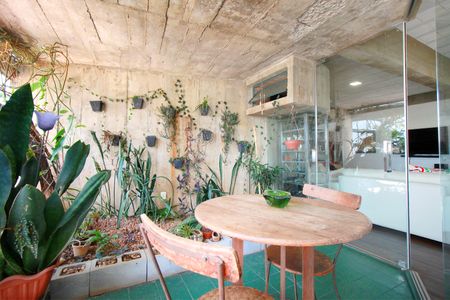 Apartamento à venda com 150m², 2 quartos e 2 vagasVaranda da Sala