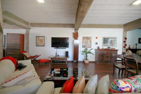 Apartamento à venda com 150m², 2 quartos e 2 vagasSala