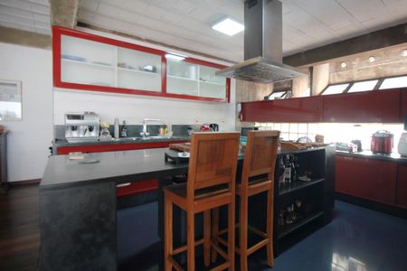 Apartamento à venda com 150m², 2 quartos e 2 vagasCozinha