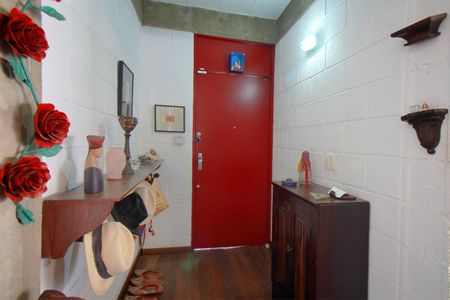 Apartamento à venda com 150m², 2 quartos e 2 vagasHall de entrada