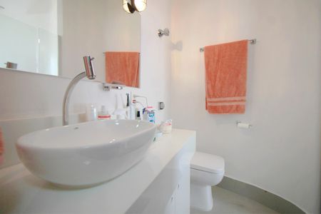 Apartamento à venda com 150m², 2 quartos e 2 vagasBanheiro da Suíte