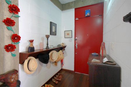 Apartamento à venda com 150m², 2 quartos e 2 vagasHall de entrada