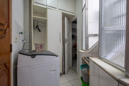 Apartamento à venda com 104m², 2 quartos e 1 vagaÁrea de Serviço