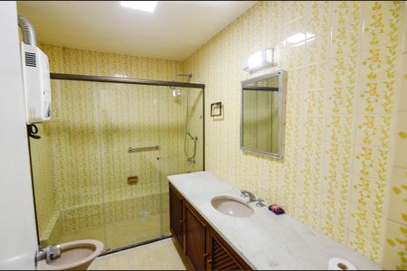 Apartamento à venda com 136m², 3 quartos e 1 vaga Apartamento à venda com 136m², 3 quartos e 1 vagaBanheiro