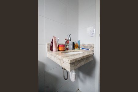 Apartamento à venda com 40m², 2 quartos e sem vagaBanheiro