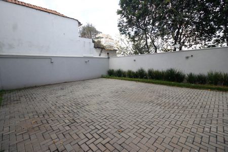 Apartamento à venda com 40m², 2 quartos e sem vagaÁrea comum
