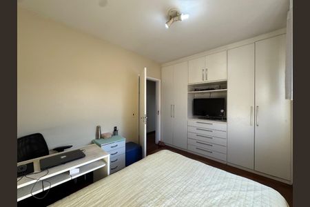 Casa à venda com 264m², 4 quartos e 5 vagas Casa à venda com 264m², 4 quartos e 5 vagasFoto 24