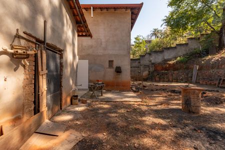 Casa para alugar com 1400m², 4 quartos e 3 vagasÁrea de Serviço