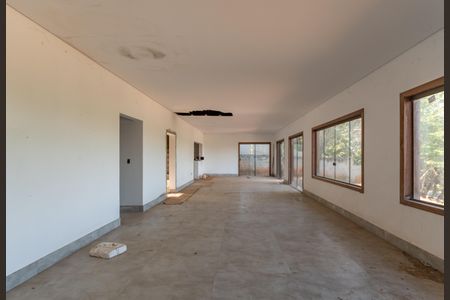 Casa para alugar com 1400m², 4 quartos e 3 vagasSala 1
