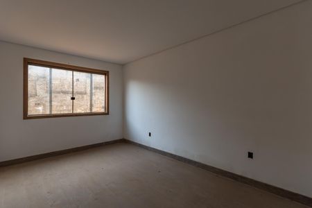 Casa para alugar com 1400m², 4 quartos e 3 vagasSuíte 1
