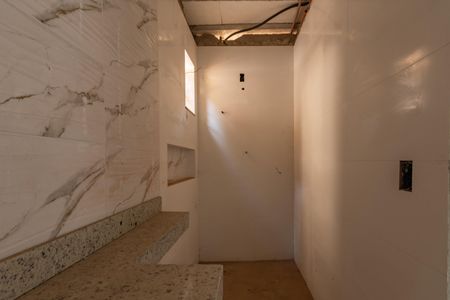 Casa para alugar com 1400m², 4 quartos e 3 vagasBanheiro Suíte 1