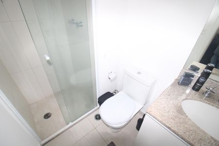 Apartamento à venda com 66m², 2 quartos e 2 vagasBanheiro Social 2