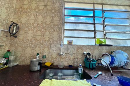 Casa à venda com 180m², 3 quartos e 6 vagas Casa à venda com 180m², 3 quartos e 6 vagasCozinha