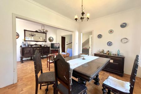 Sala de casa à venda com 3 quartos, 180m² em Planalto Paulista, São Paulo