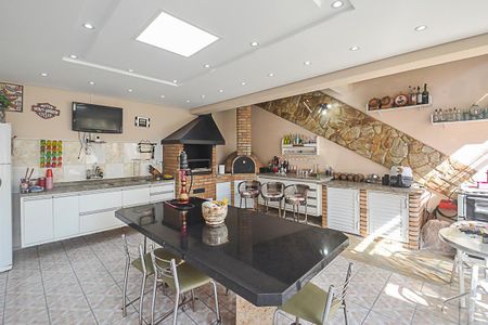 Casa de condomínio à venda com 700m², 5 quartos e 3 vagasChurrasqueira