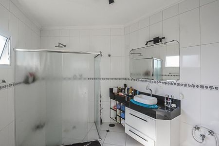 Casa de condomínio à venda com 700m², 5 quartos e 3 vagasBanheiro da Suíte 2