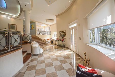 Casa de condomínio à venda com 700m², 5 quartos e 3 vagasSala 2