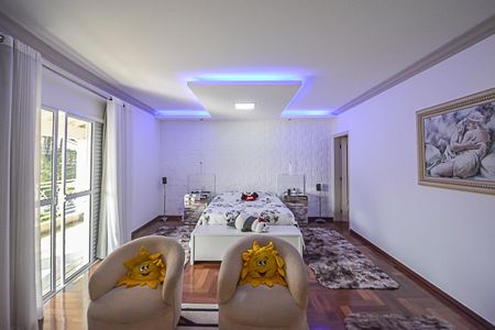 Casa de condomínio à venda com 700m², 5 quartos e 3 vagasSuíte 1