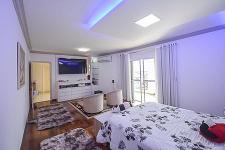 Casa de condomínio à venda com 700m², 5 quartos e 3 vagasQuarto Suíte