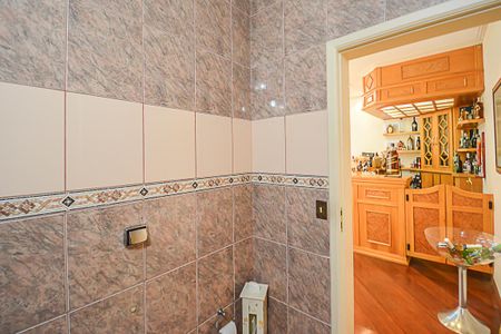 Casa de condomínio à venda com 700m², 5 quartos e 3 vagasLavabo 2