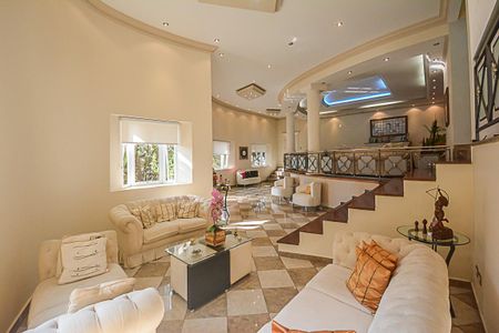 Casa de condomínio à venda com 700m², 5 quartos e 3 vagasSala 2