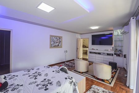 Casa de condomínio à venda com 700m², 5 quartos e 3 vagasSuíte 1