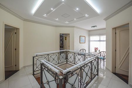 Casa de condomínio à venda com 700m², 5 quartos e 3 vagasHall dos Quartos