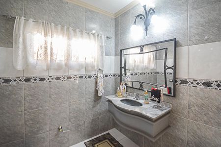 Casa de condomínio à venda com 700m², 5 quartos e 3 vagasLavabo