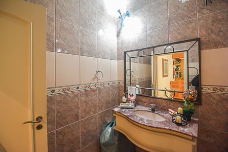 Casa de condomínio à venda com 700m², 5 quartos e 3 vagasLavabo 2