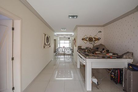 Casa de condomínio à venda com 700m², 5 quartos e 3 vagasHall dos Quartos