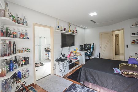 Casa de condomínio à venda com 700m², 5 quartos e 3 vagasSuíte 2