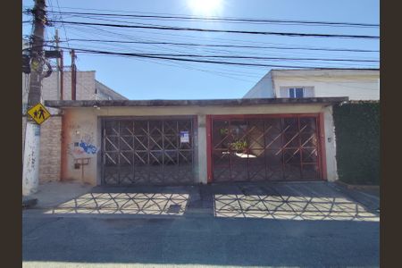 Casa à venda com 390m², 3 quartos e 8 vagasFachada