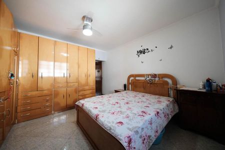 Casa à venda com 390m², 3 quartos e 8 vagasSuíte