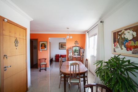 Apartamento à venda com 121m², 4 quartos e 3 vagasSala