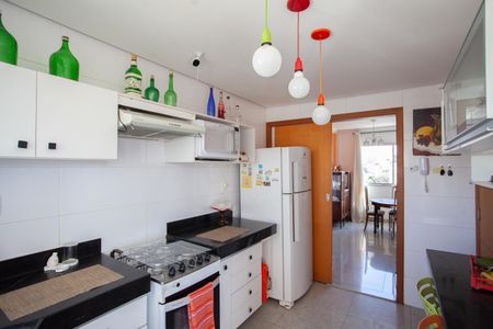 Apartamento à venda com 121m², 4 quartos e 3 vagasCozinha