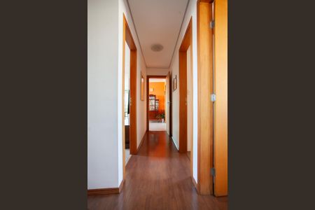 Apartamento à venda com 121m², 4 quartos e 3 vagasCorredor