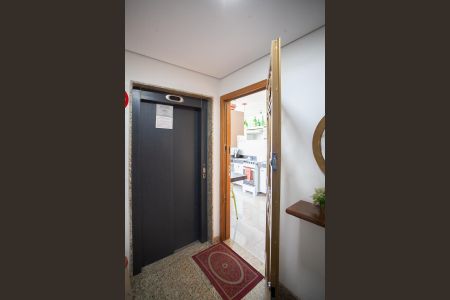 Apartamento à venda com 121m², 4 quartos e 3 vagasEntrada do AP