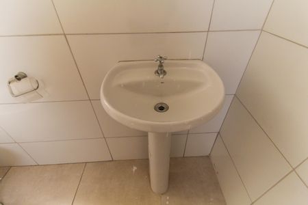 Apartamento para alugar com 33m², 2 quartos e sem vagaBanheiro