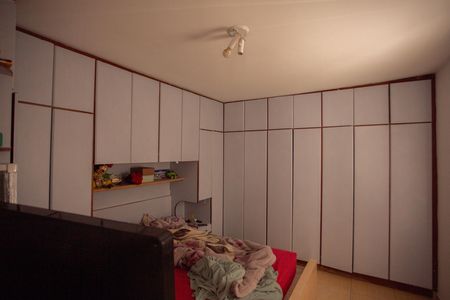 Casa à venda com 250m², 6 quartos e sem vagaQuarto da casa 2