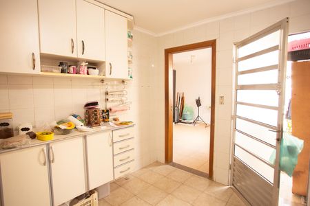 Casa à venda com 250m², 6 quartos e sem vagaCozinha da casa 2